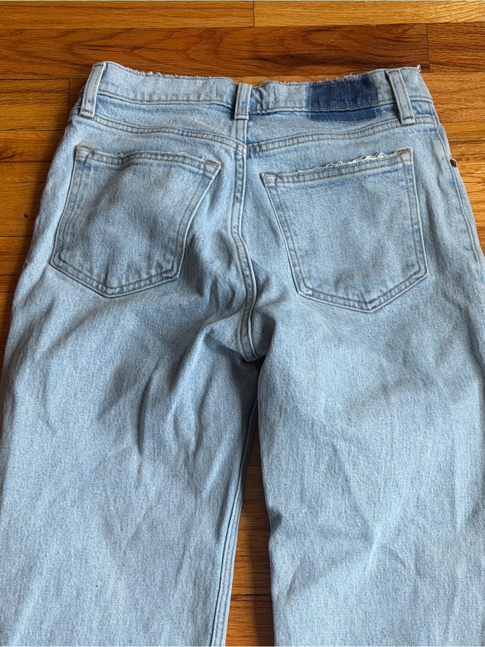 Abercrombie & Fitch The ’90s Relaxed High Rise Jeans – Size 25 - Picture 9 of 11